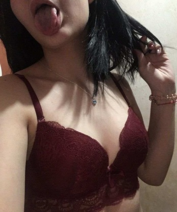 Живу в Москве и готова предложить вам незабываемые моменты релаксации и удовольствия. 🌹
Мои услуги включают уникальные массажные техники, эротический массаж и другие восхитительные занятия в сфере настоящего релакса. Сухой тренажер меняет жизнь каждого моего клиента в сторону полного довольства. 💆♂️
У меня широкий выбор возможностей, чтобы удовлетворить самые глубокие и тайные желания! 😈
Не верите? Мои клиенты говорят обо мне сплошные комплименты! Разве это не самое лучшее рекомендация, которую я могу предложить? 💫
В моем арсенале самые разнообразные фото, чтобы вы могли оценить мою красоту и соблазнительные формы. 😍
Обратившись ко мне, вы погрузитесь в мир страсти, наслаждения и полного расслабления. Не упустите возможность исполнить свои фантазии вместе со мной! 🌟
С нетерпением жду встречи с вами, мои дорогие. Доверьтесь мне и обретите настоящее удовольствие! 💋 12871, 22 года